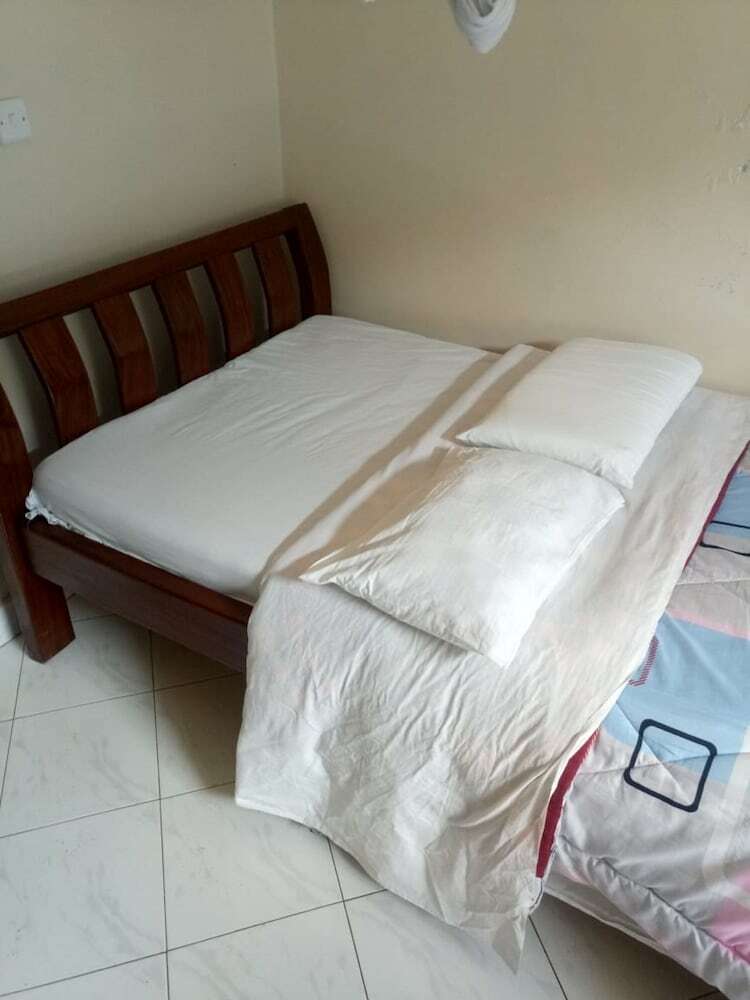 Hotel Paramount Guest House