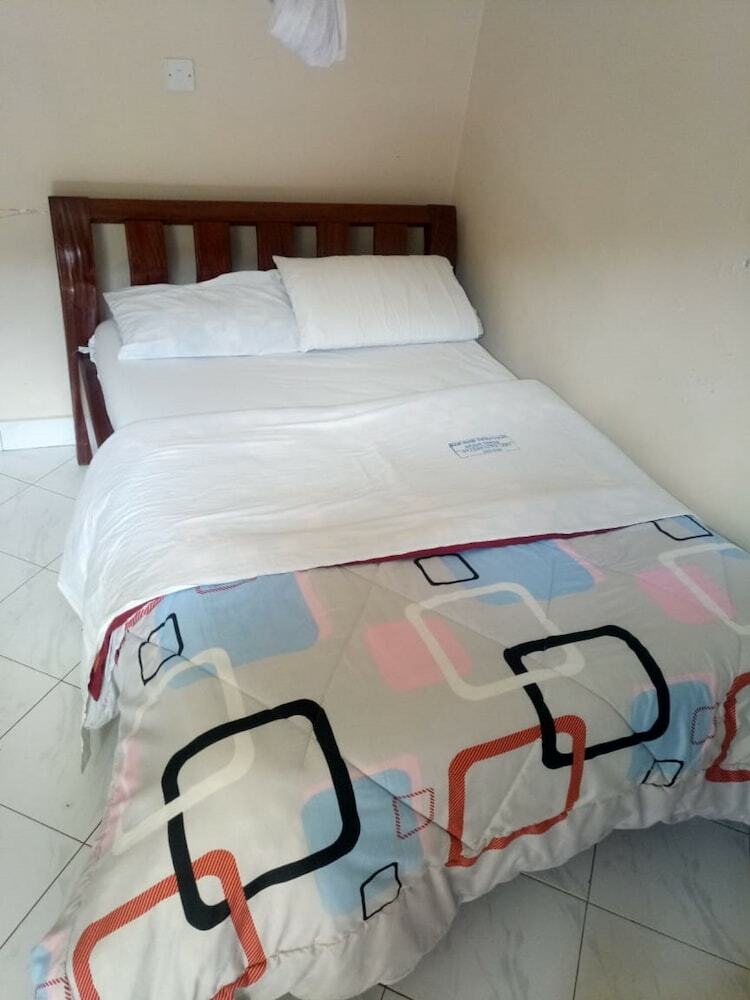 Hotel Paramount Guest House