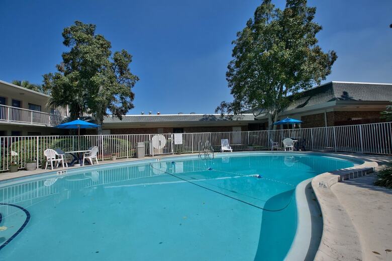 Motel 6 Tallahassee, Fl - Downtown