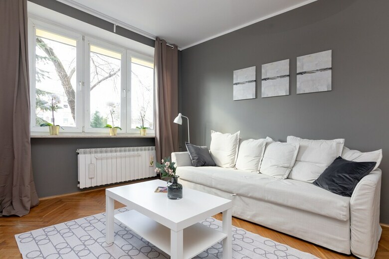 Saska Kepa Modern Apartment
