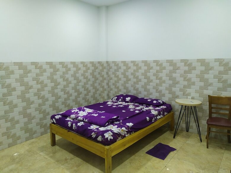 Hotel Oyo 1052 Hoang Gia Motel