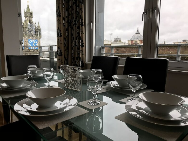 Tolbooth Apartments