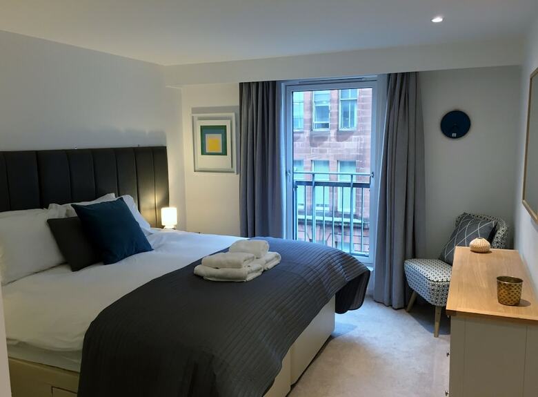 Tolbooth Apartments