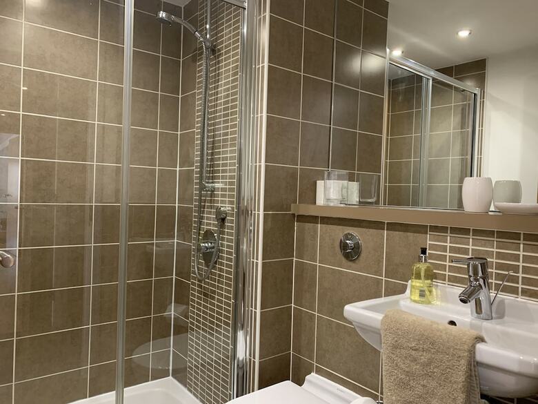 Tolbooth Apartments