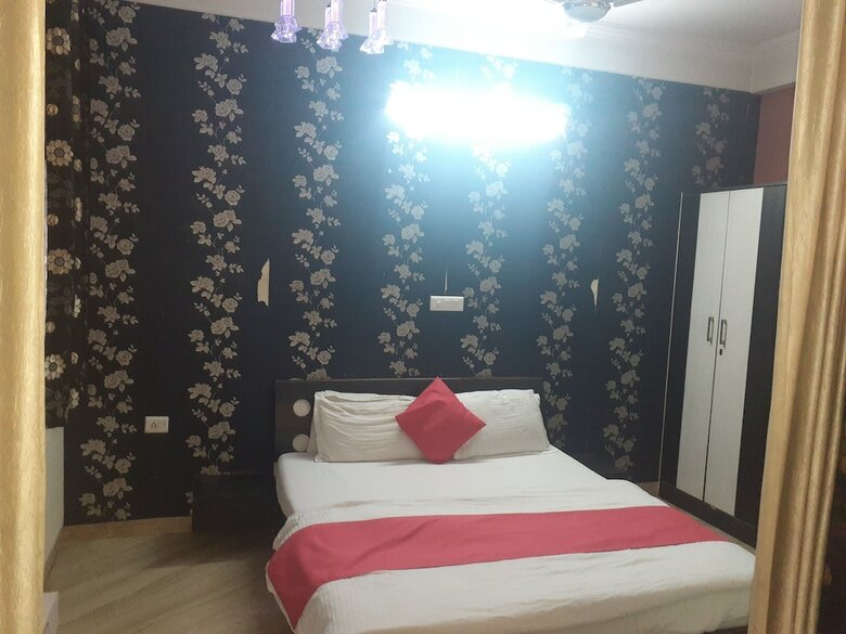 Hotel Platinum Key