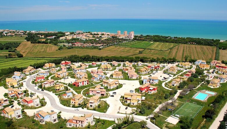 Adamo Ed Eva Resort