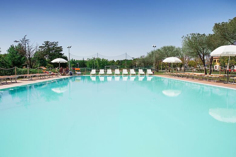 Adamo Ed Eva Resort