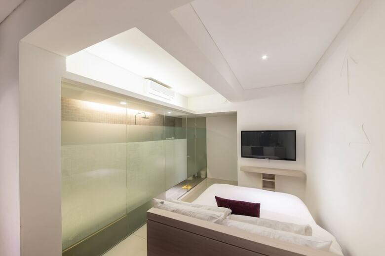 Smart Tourist Hotel