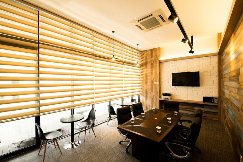 Smart Tourist Hotel