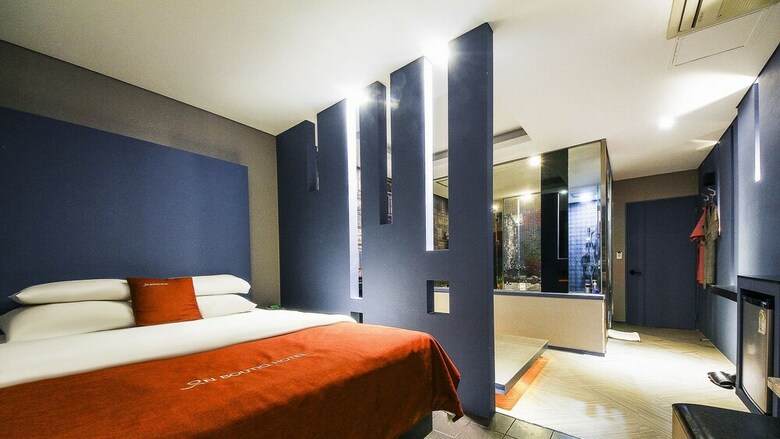 Hotel On