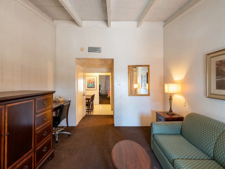 Motel Oyo Hotel Bay City Tx-35