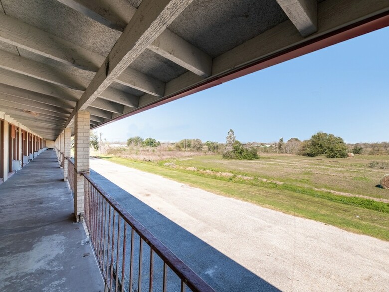 Motel Oyo Hotel Bay City Tx-35