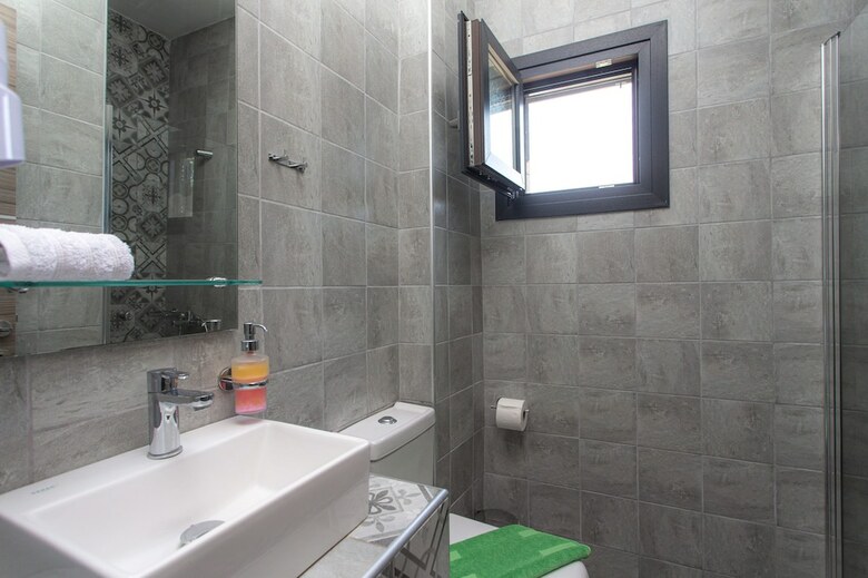 Apartamentos Kokkinos