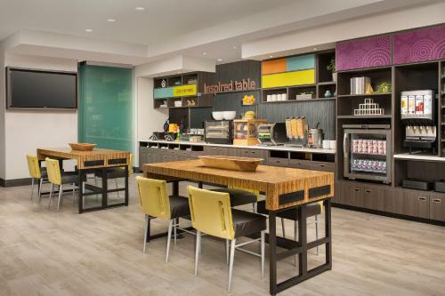 Hotel Home2 Suites By Hilton Denver Northfield