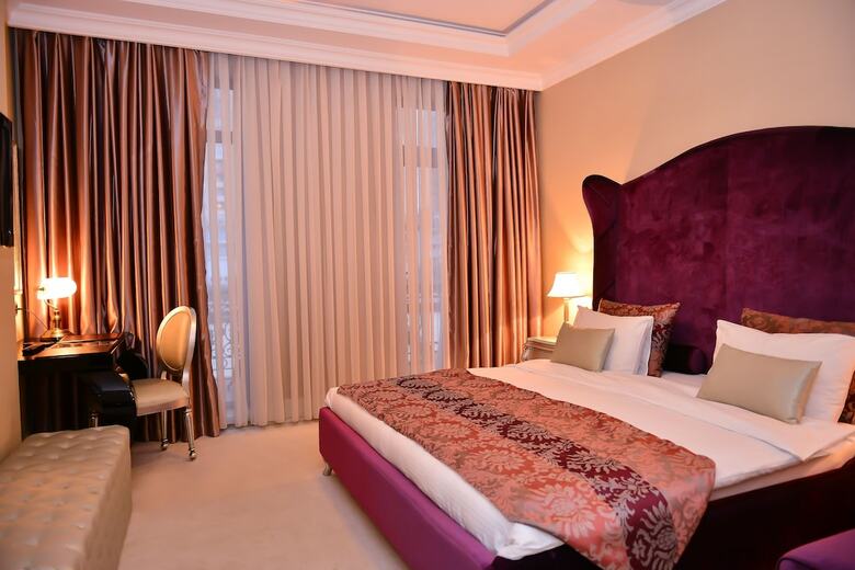 Lake Palace Hotel