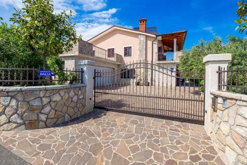 Apartments Dalia