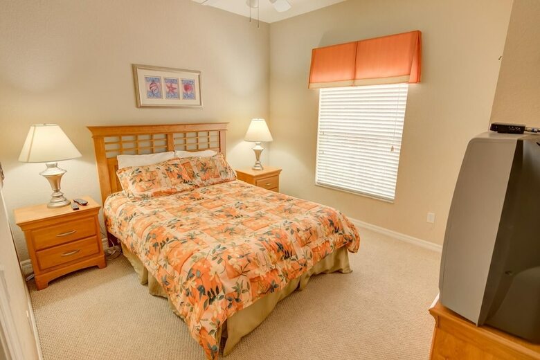 Lovely 4bd Th Hot Tub Coral Cay-2412cc