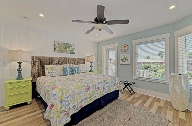 Coconut Cove