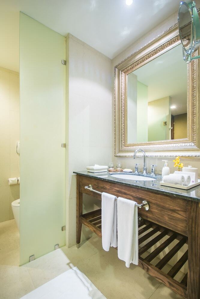Hotel Sunsuri Phuket