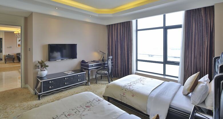 Brilliant Hotel