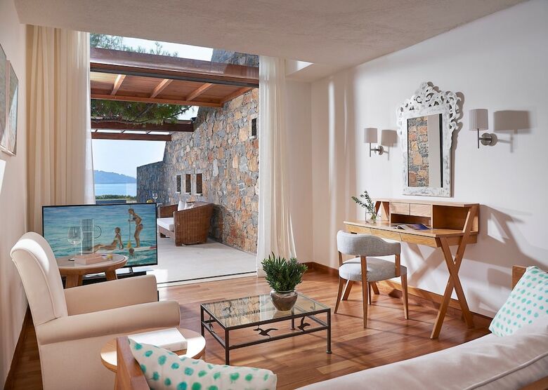 St. Nicolas Bay Resort Hotel & Villas
