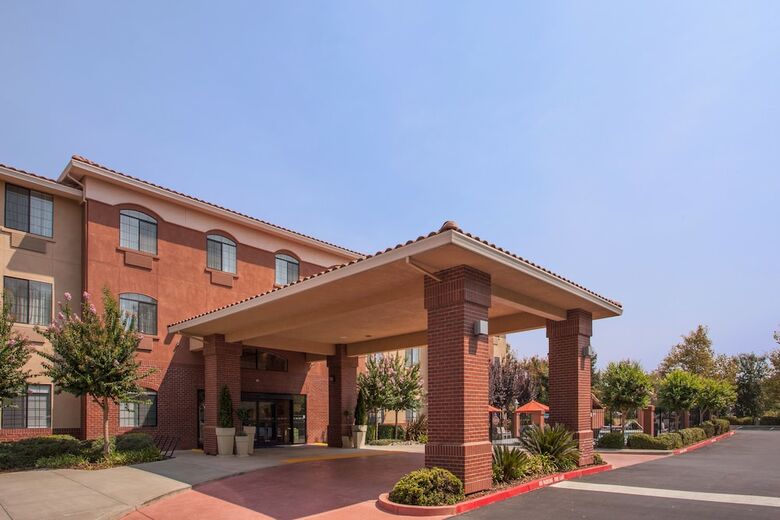 Hotel Holiday Inn Express & Suites Davis - University Area