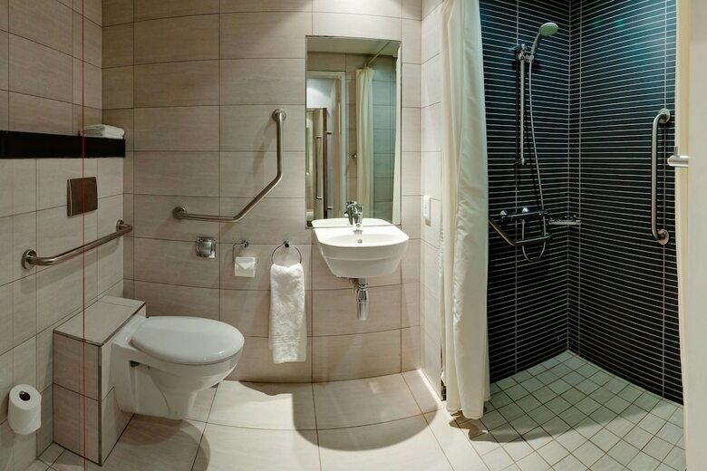 Protea Hotel By Marriott Roodepoort