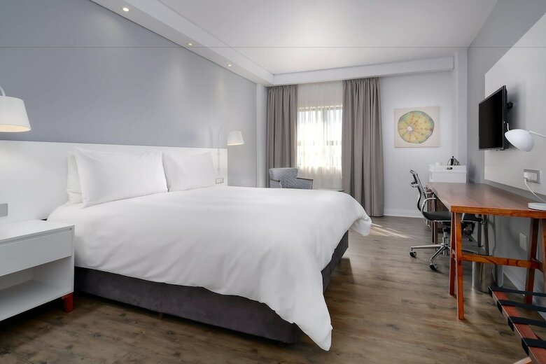 Protea Hotel By Marriott Roodepoort