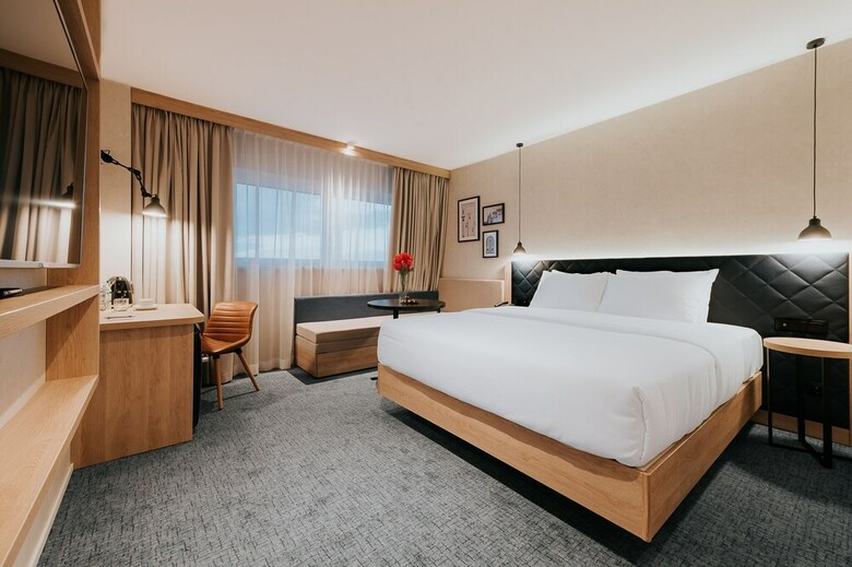 Sangate Hotel Airport