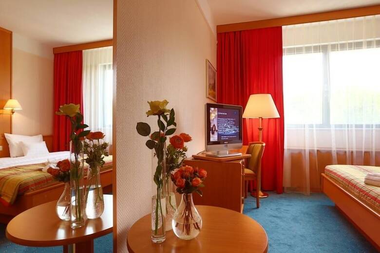 Atrium Palace Hotel
