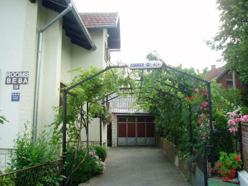 Hostal Rooms Beba