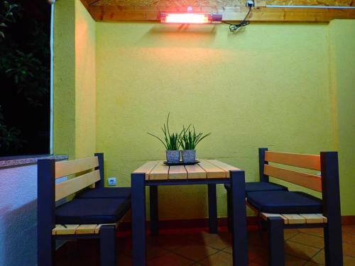 Hostal Rooms Jana