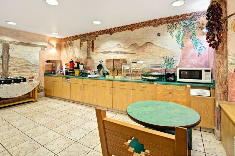 Hotel Microtel Inn & Suites By Wyndham Albuquerque West