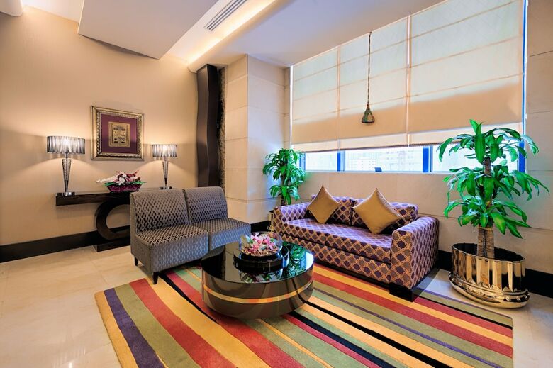 Al Safwa Tower Dar Al Ghufran Hotel