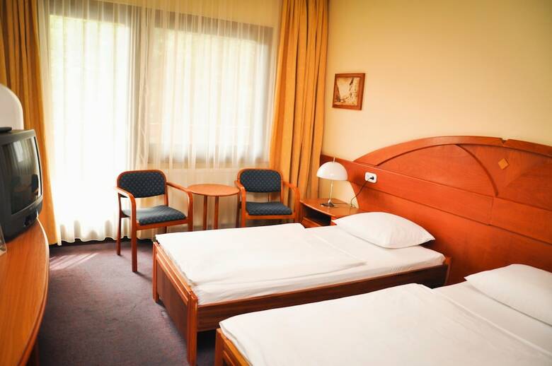 Hotel L�v�r Sopron
