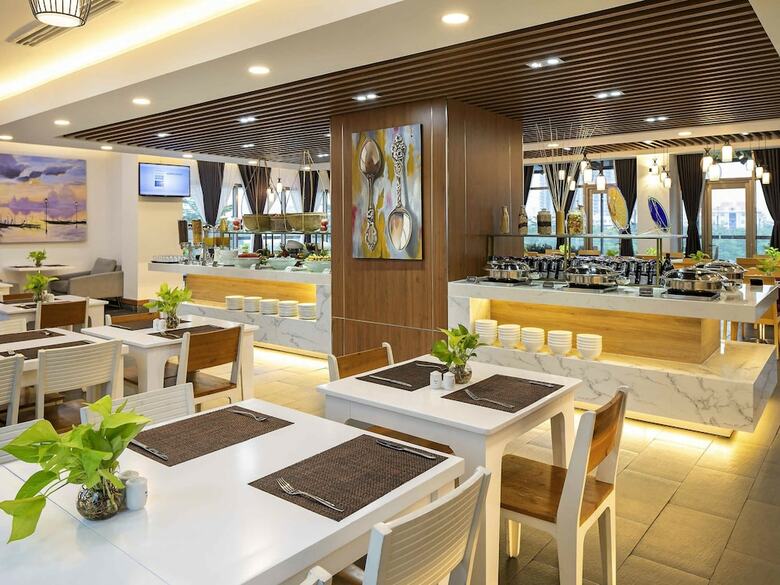Hotel Ibis Saigon South