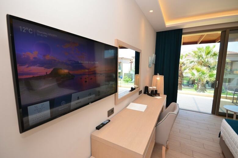 Hotel Almyros Beach