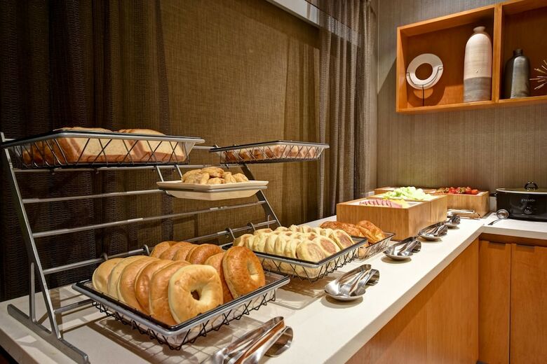 Hotel Springhill Suites By Marriott Atlanta Kennesaw
