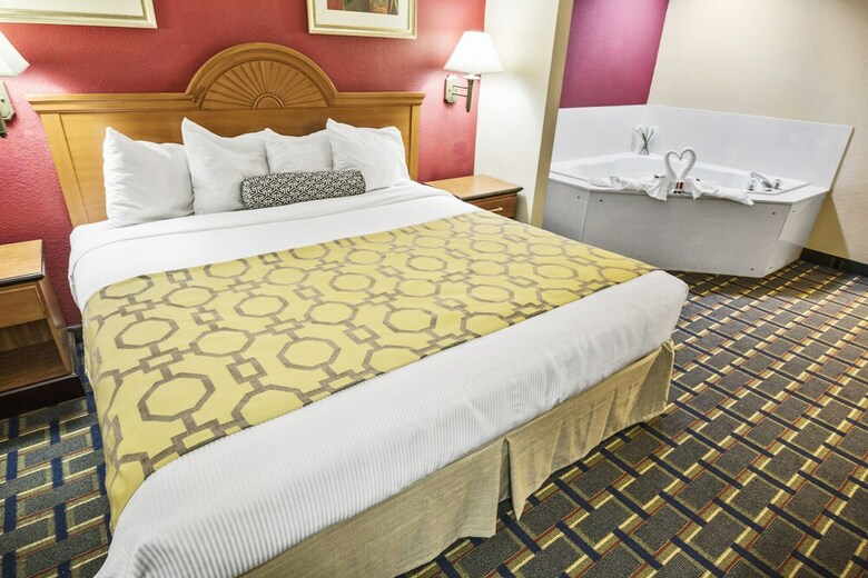 Motel Baymont By Wyndham Pooler/savannah