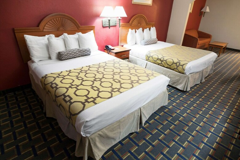 Motel Baymont By Wyndham Pooler/savannah