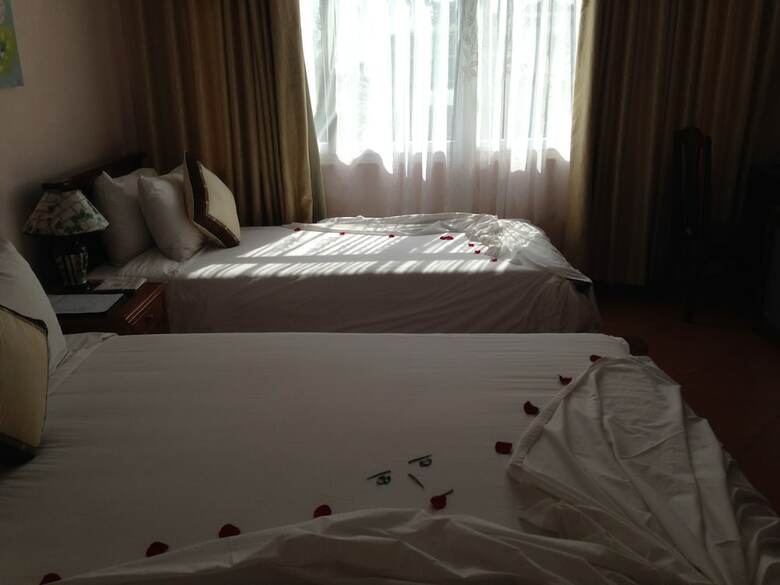 Holiday Diamond Hotel