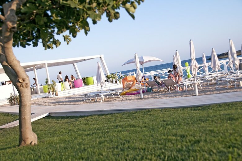 L'isola Di Pazze Hotel Resort