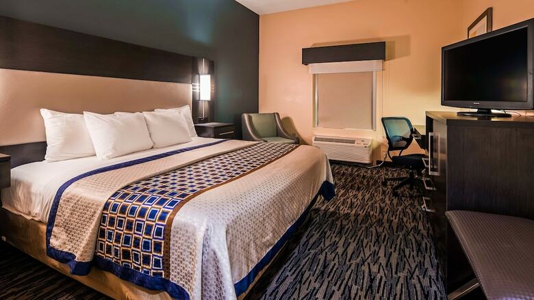Hotel Best Western Bradbury Inn & Suites
