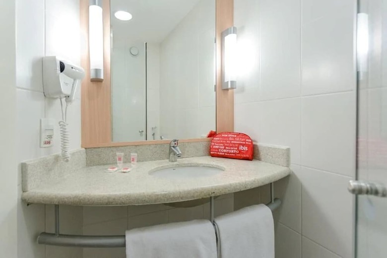 Ibis Copacabana Posto 2 Hotel