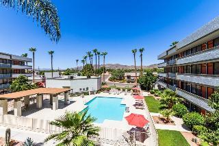 Clarion Hotel Phoenix - Chandler