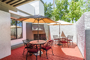 Clarion Hotel Phoenix - Chandler