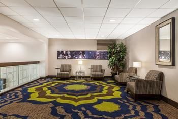 Hotel Holiday Inn Select University Center