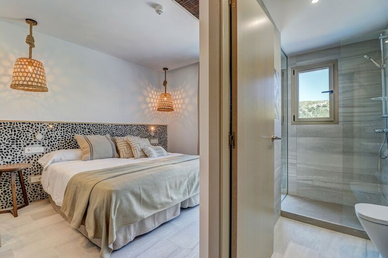Hotel Hoposa Pollentia