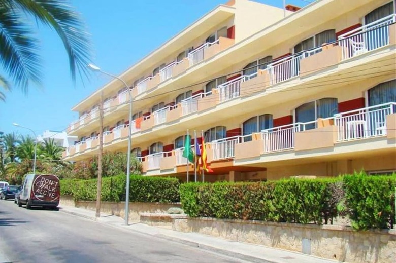 Aparthotel Club Sim�
