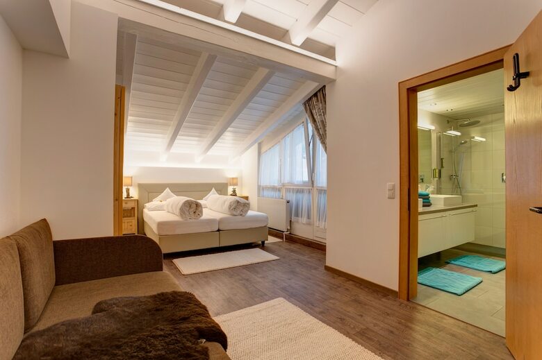 Hotel Am Dorfplatz Suites - Adults Only